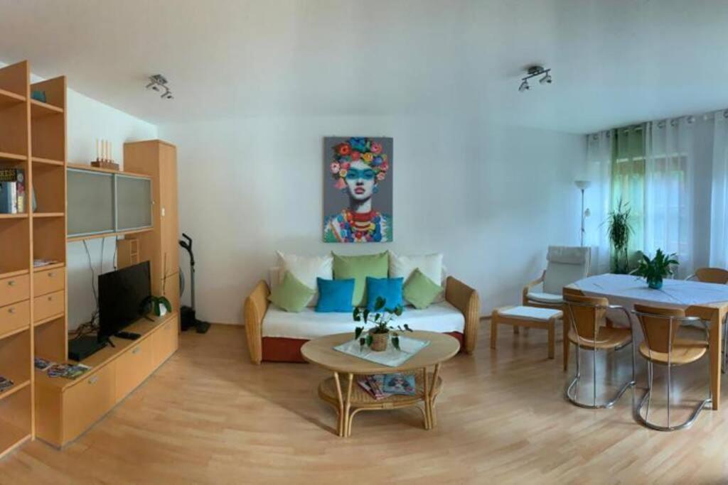 Ruhige Ferienwohnung Im Zentrum Von เคมป์เทน ภายนอก รูปภาพ